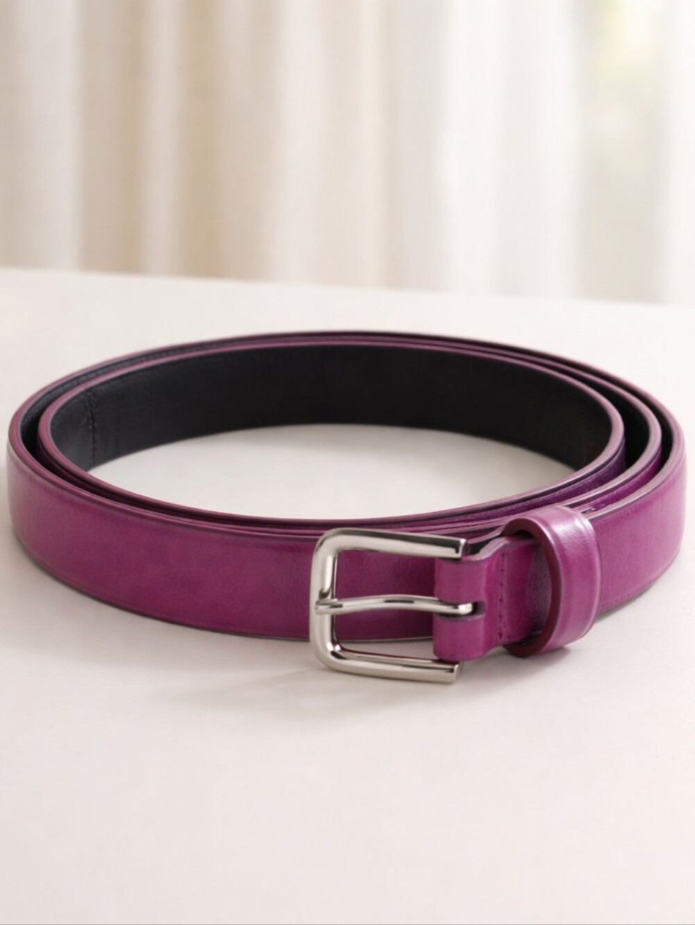 Vintage Wolford Leather Belt. 33"x1"